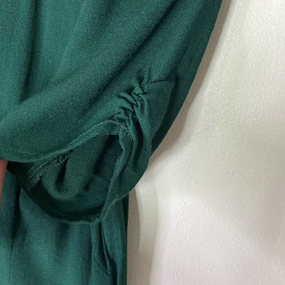 Welcome to my closet! - Picture 10 of 12